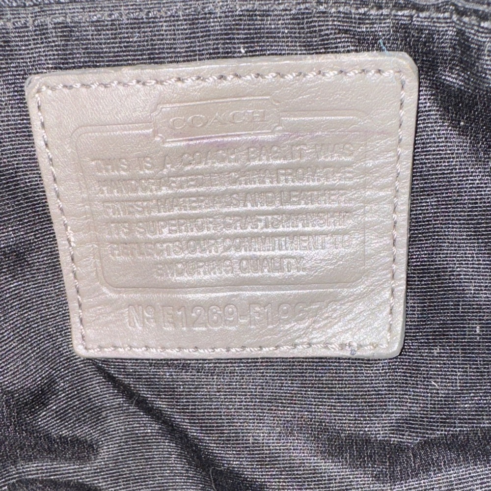 Coach Vintage Neutral Boa Snakeskin Shoulder Bag with Buckle - Picture 4 of 13